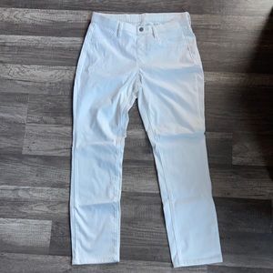 UNI QLO stretchy jeans size s.